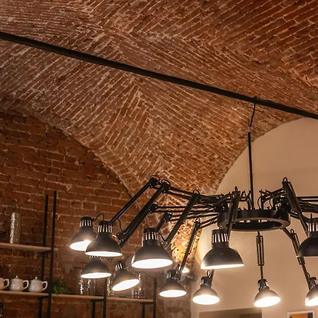 Globus Urban Szálloda 4*