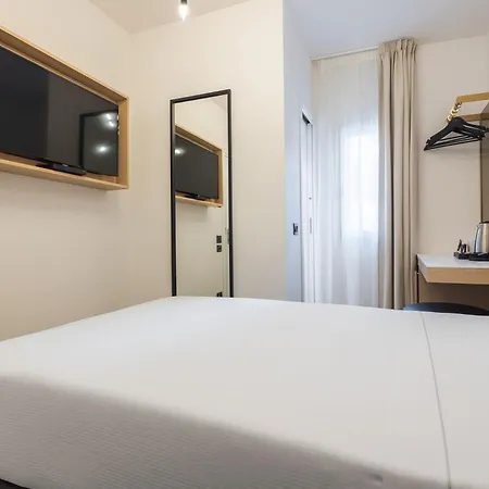 Globus Urban 4*