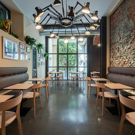 Hotel Globus Urban 4*