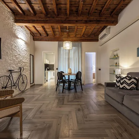 Globus Urban 4* Florencie